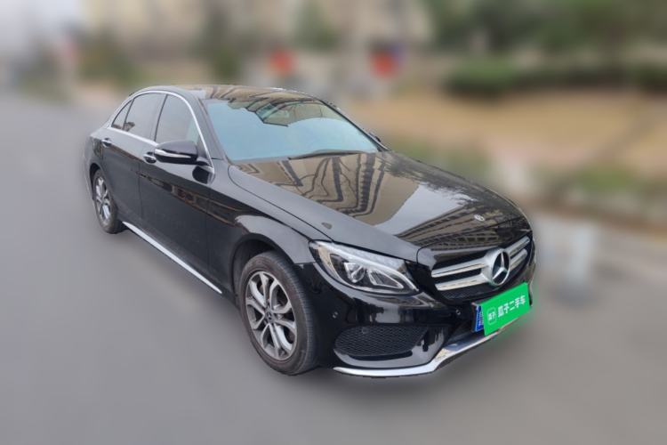 Used Mercedes-Benz C-Class 2018 C 180 L Fashion Edition Sport Version Front Right 45 Deg