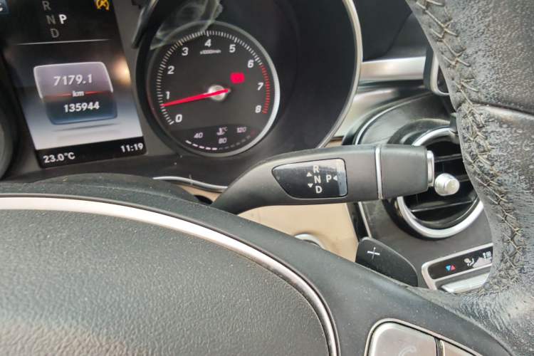 Used Mercedes-Benz C-Class 2018 C 200 L 4MATIC Sport Edition Gear Lever
