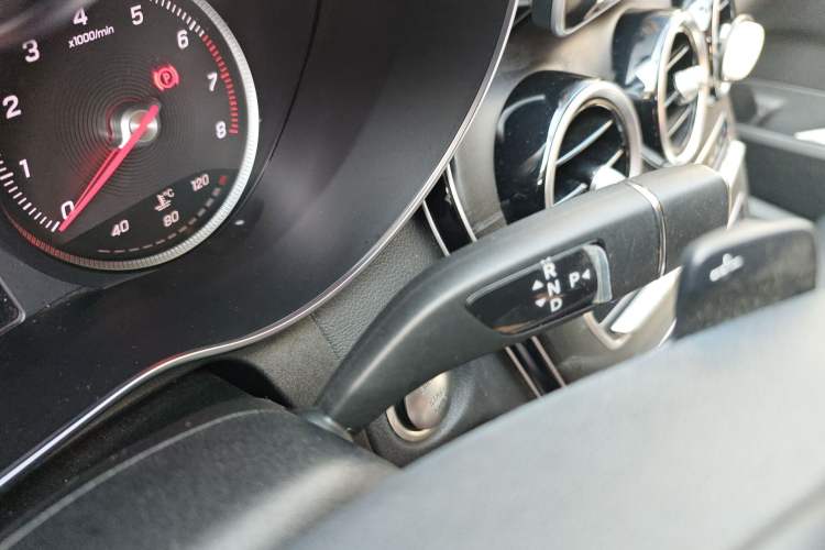 Used Mercedes-Benz C-Class 2018 C 200 L Sport Edition Gear Lever