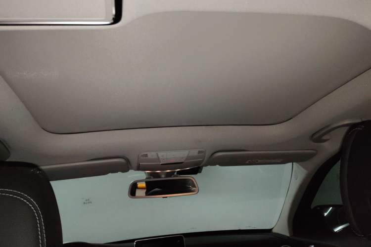 Used Mercedes-Benz C-Class 2018 C 200 L Headliner