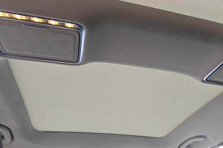 Used Mercedes-Benz C-Class 2018 C 200 L Sport Edition Headliner