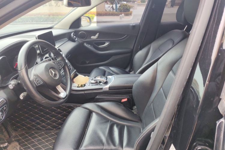 Used Mercedes-Benz C-Class 2018 C 180 L Fashion Edition Sport Version Left Front Seat