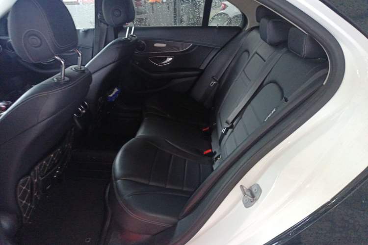 Used Mercedes-Benz C-Class 2018 C 180 L Fashion Edition Sport Version Left Rear Seat
