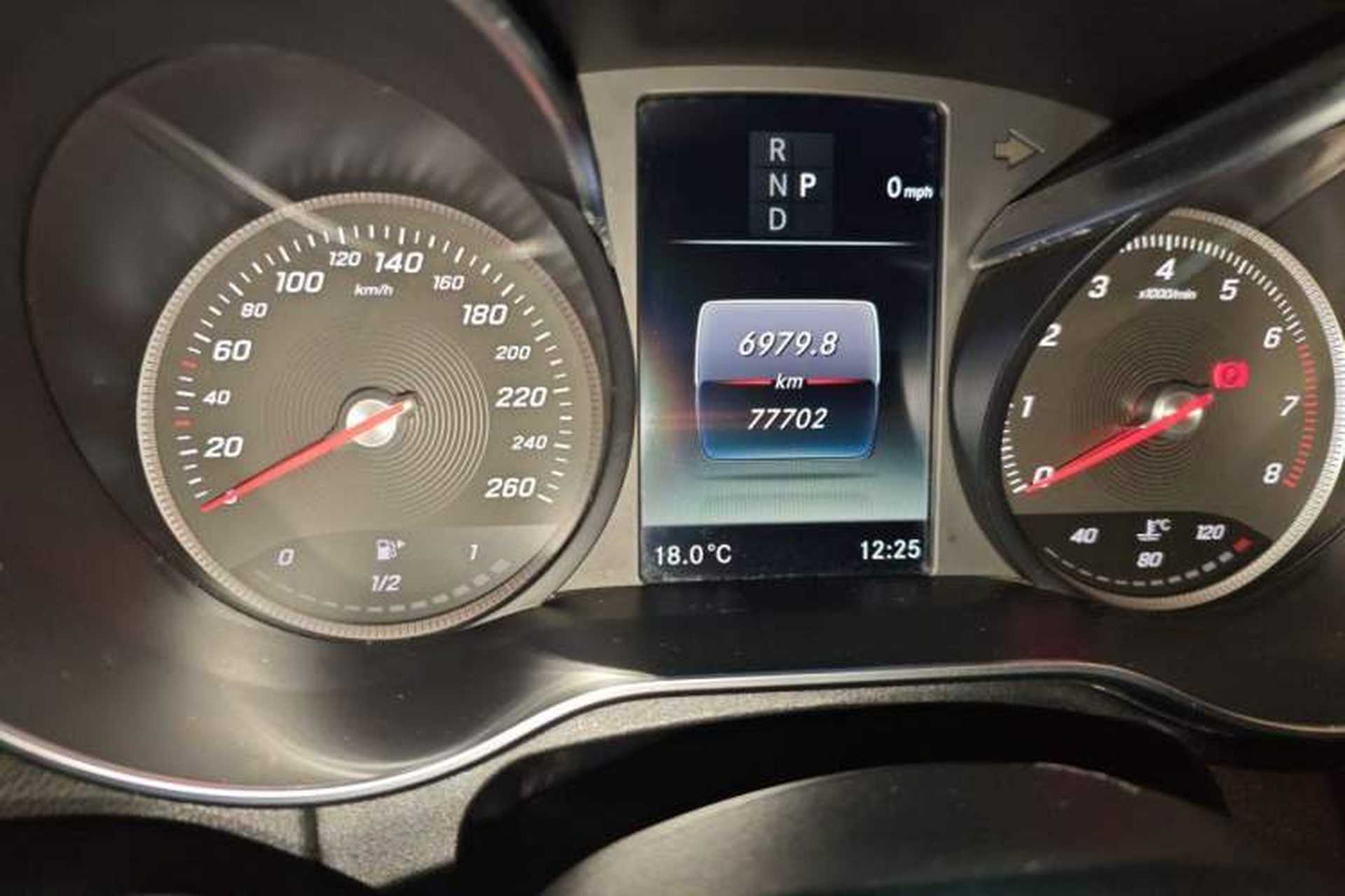 Used Mercedes-Benz C-Class 2018 C 200 L Sport Edition Odometer Close Up