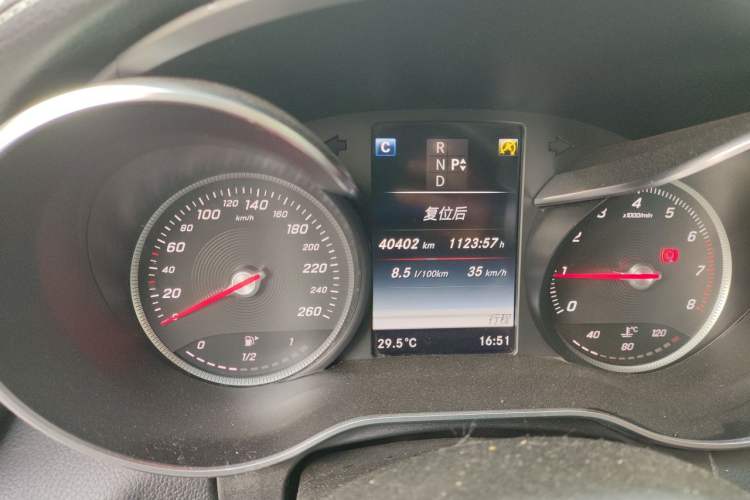 Used Mercedes-Benz C-Class 2018 C 200 L Odometer Close Up