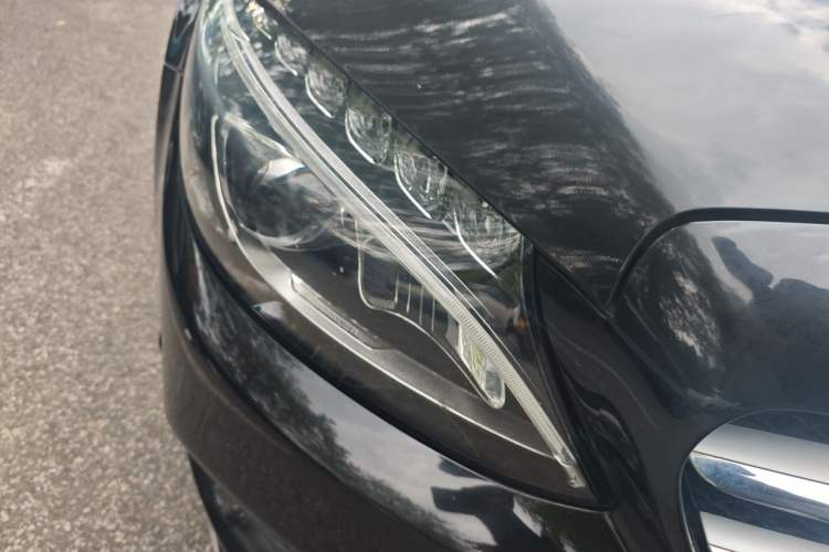 Used Mercedes-Benz C-Class 2018 C 200 L Sport Edition Right Front Headlight