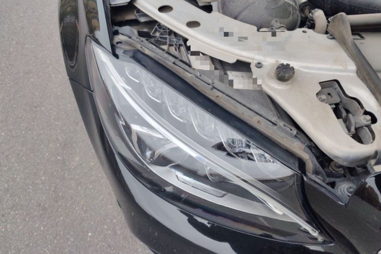 Used Mercedes-Benz C-Class 2018 C 180 L Fashion Edition Sport Version Right Front Headlight