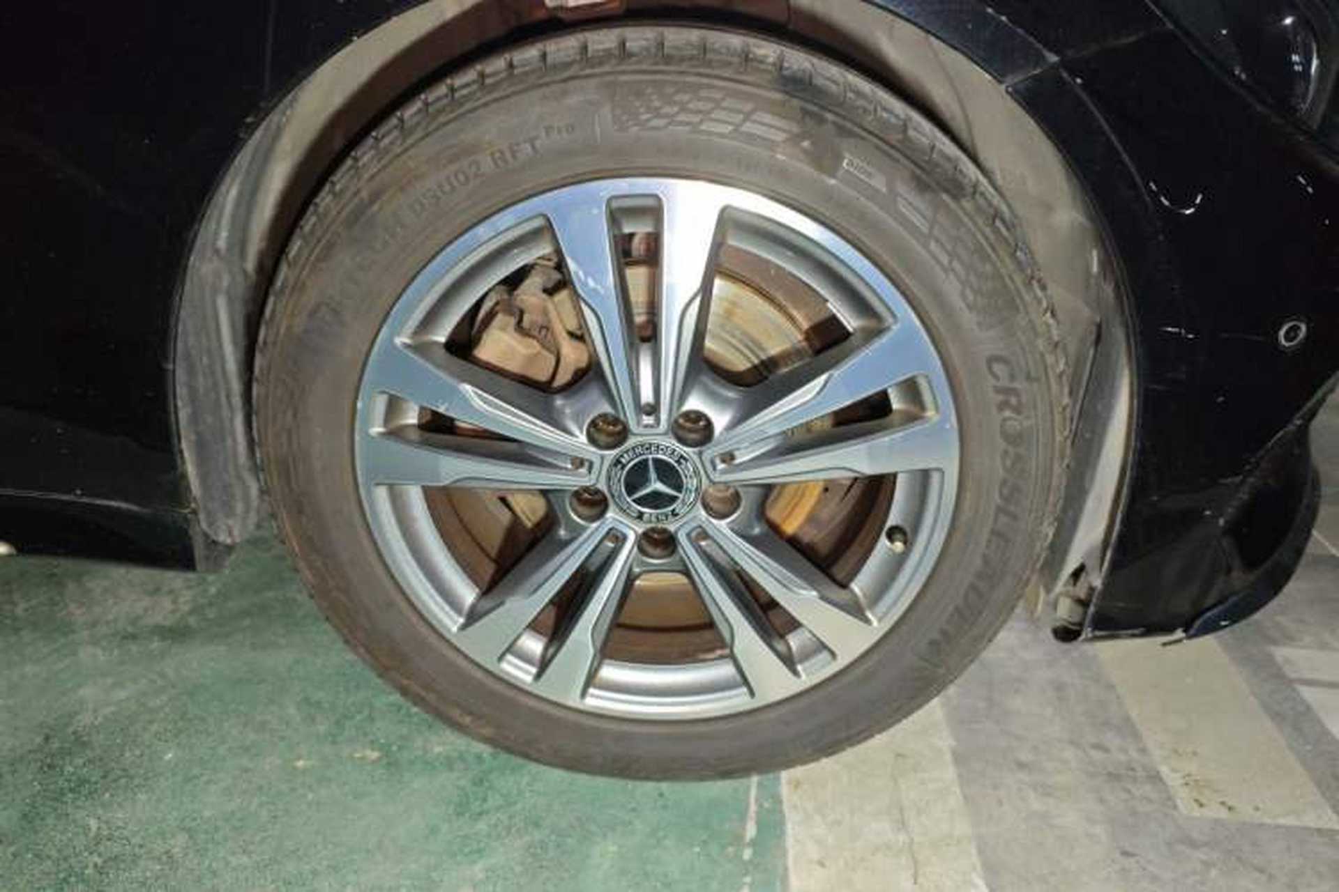 Used Mercedes-Benz C-Class 2018 C 200 L Sport Edition Right Front Wheel Hub