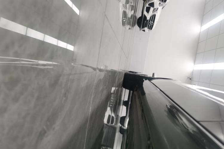 Used Mercedes-Benz C-Class 2018 C 200 L Right Side Sill