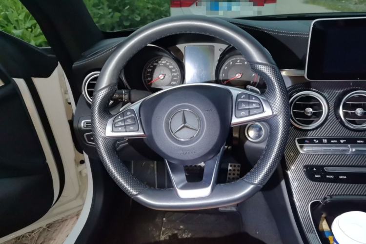 Used Mercedes-Benz C-Class 2018 C 200 4MATIC Coupe Steering Wheel