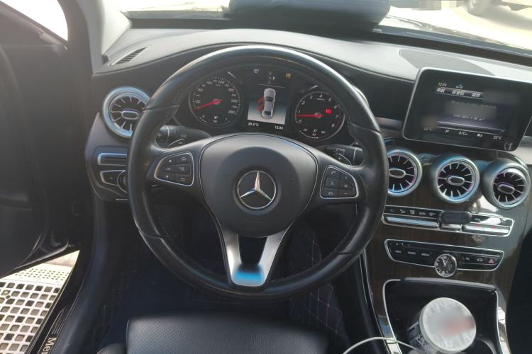 Used Mercedes-Benz C-Class 2018 C 200 L Steering Wheel