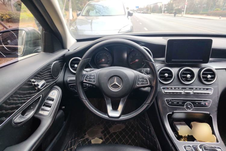 Used Mercedes-Benz C-Class 2018 C 180 L Fashion Edition Sport Version Steering Wheel