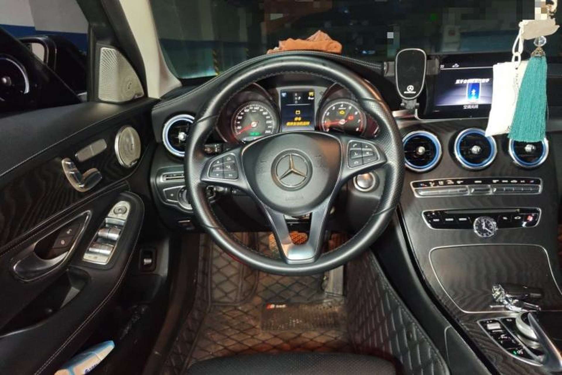 Used Mercedes-Benz C-Class 2018 C 200 L Sport Edition Steering Wheel