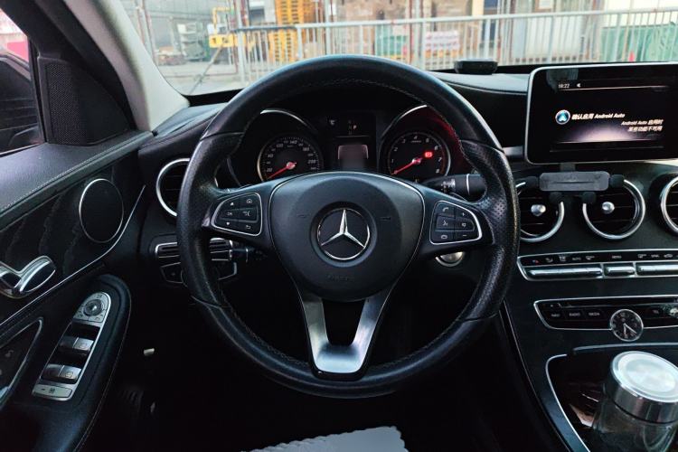 Used Mercedes-Benz C-Class 2018 C 180 L Fashion Edition Sport Version Steering Wheel