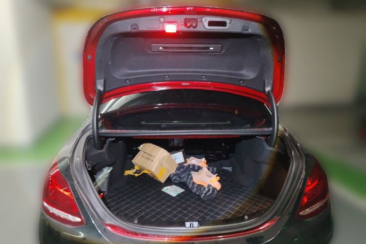 Used Mercedes-Benz C-Class 2018 C 180 L Fashion Edition Sport Version Trunk