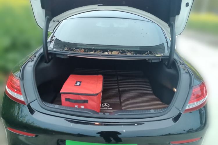 Used Mercedes-Benz C-Class 2018 C 200 4MATIC Coupe Trunk