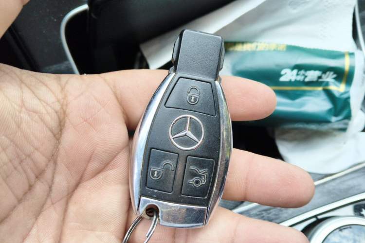 Used Mercedes-Benz C-Class 2018 C 180 L Fashion Edition Sport Version Vehicle Key