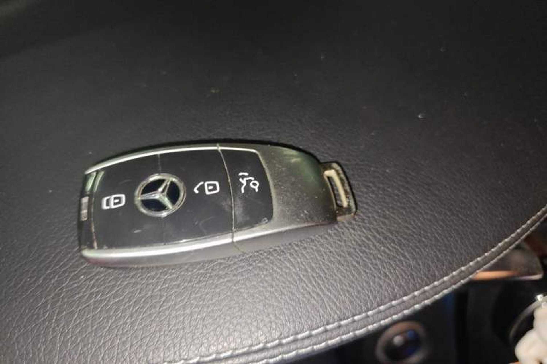 Used Mercedes-Benz C-Class 2018 C 200 L Sport Edition Vehicle Key