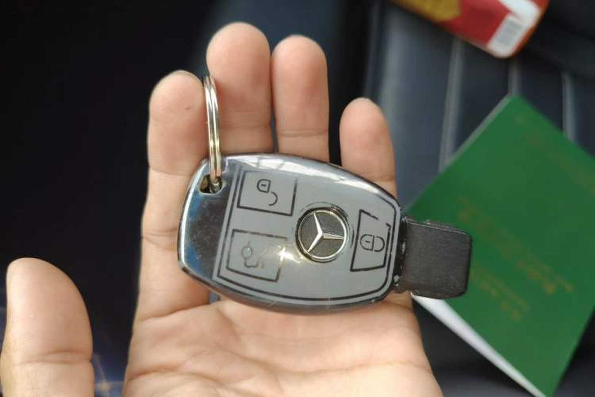 Used Mercedes-Benz C-Class 2018 C 200 L Vehicle Key