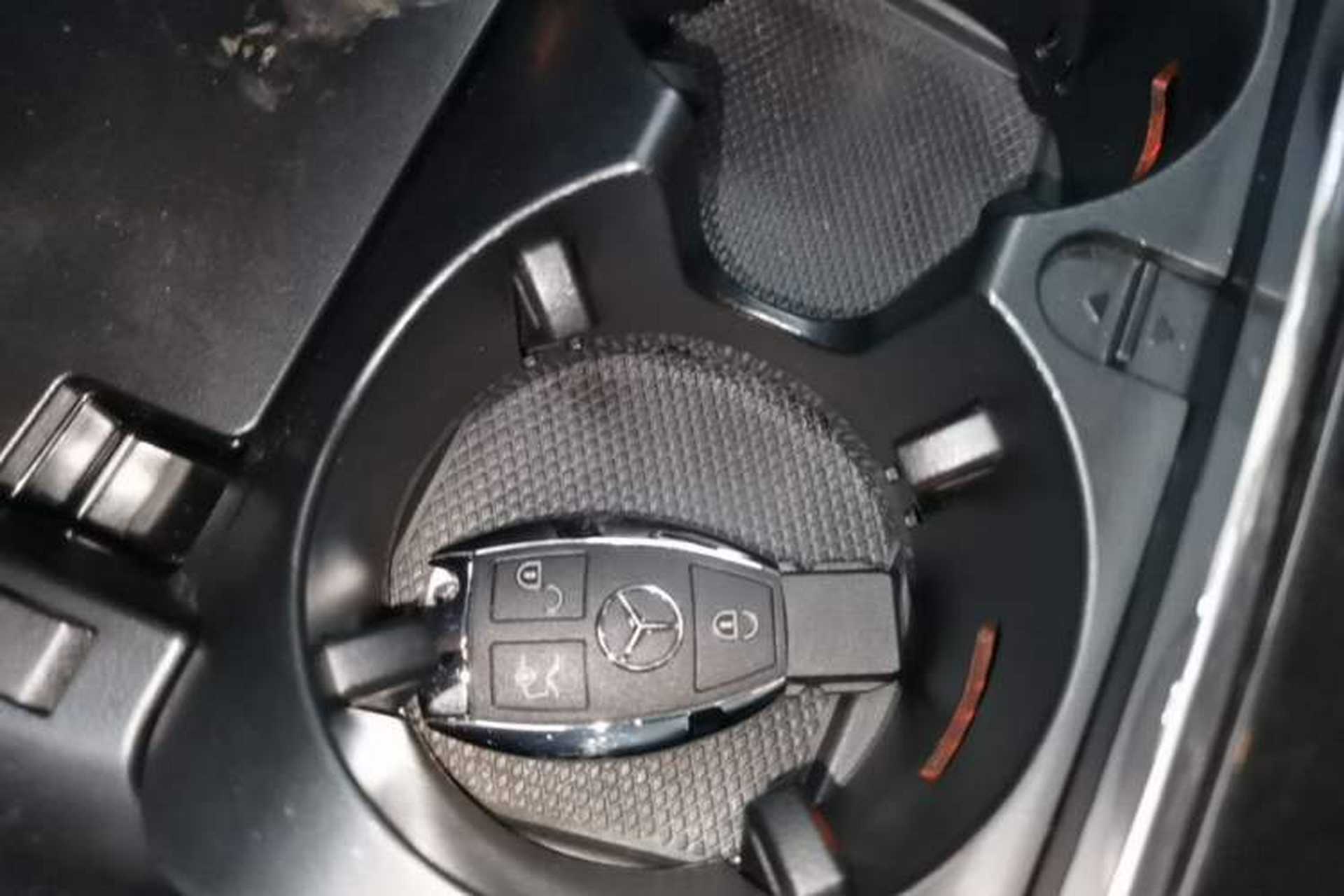 Used Mercedes-Benz C-Class 2018 C 200 L Sport Edition Vehicle Key