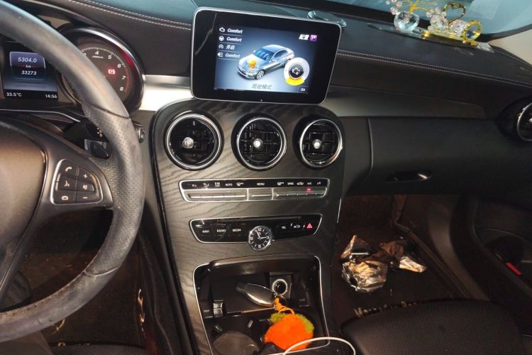 Used Mercedes-Benz C-Class 2018 C 180 L Fashion Edition Sport Version Audio And AC Panel