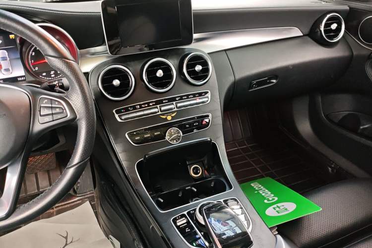 Used Mercedes-Benz C-Class 2018 C 200 L Sport Edition Audio And AC Panel