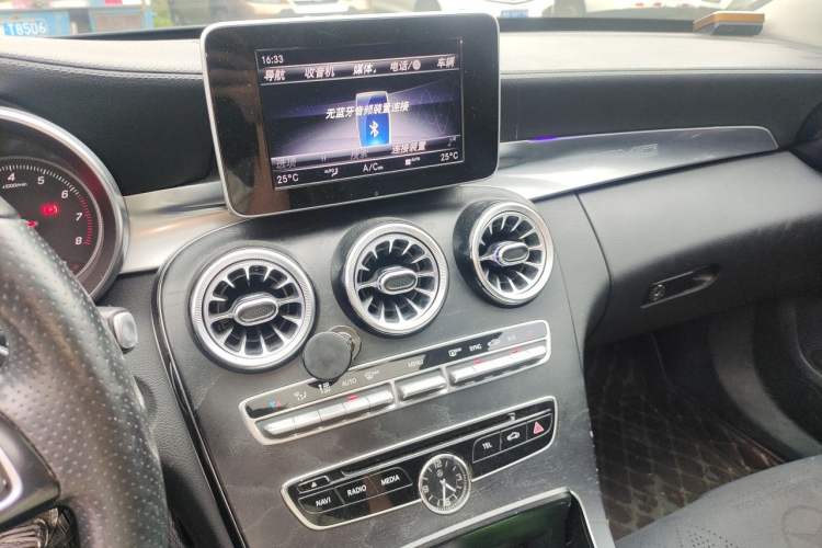Used Mercedes-Benz C-Class 2018 C 180 L Fashion Edition Sport Version Audio And AC Panel