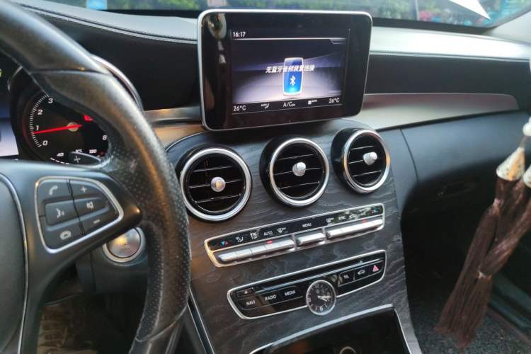 Used Mercedes-Benz C-Class 2018 C 200 L Sport Edition Audio And AC Panel