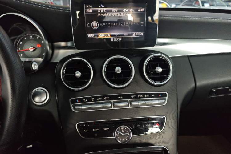 Used Mercedes-Benz C-Class 2018 C 200 L Sport Edition Audio And AC Panel