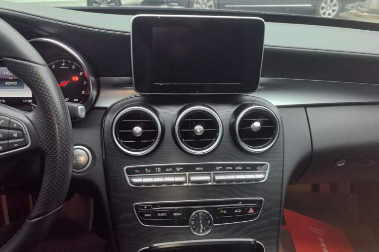 Used Mercedes-Benz C-Class 2018 C 200 L Sport Edition Audio And AC Panel