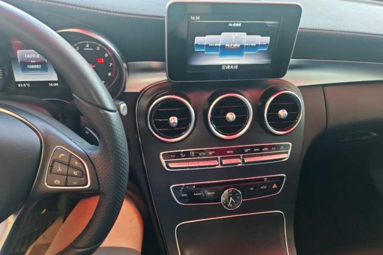 Used Mercedes-Benz C-Class 2018 C 200 L Sport Edition Achievement Special Edition Audio And AC Panel