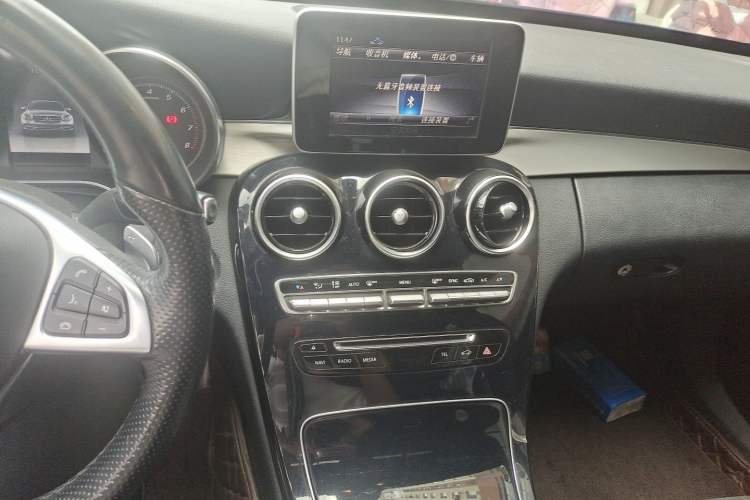 Used Mercedes-Benz C-Class 2018 C 200 Sport Edition Audio And AC Panel