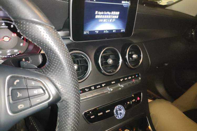 Used Mercedes-Benz C-Class 2018 C 200 L Sport Edition Audio And AC Panel