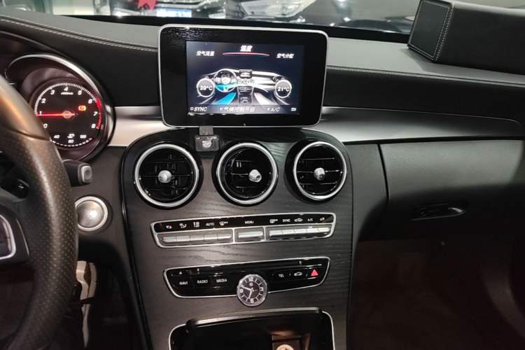 Used Mercedes-Benz C-Class 2018 C 200 L Sport Edition Achievement Special Edition Audio And AC Panel