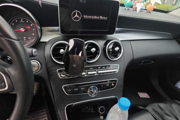 Used Mercedes-Benz C-Class 2018 C 200 L Sport Edition Audio And AC Panel