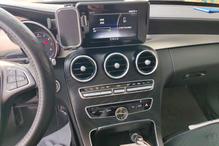 Used Mercedes-Benz C-Class 2018 C 200 L Sport Edition Audio And AC Panel