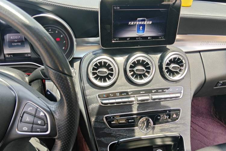 Used Mercedes-Benz C-Class 2018 C 200 L Sport Edition Audio And AC Panel