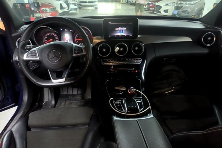 Used Mercedes-Benz C-Class 2018 C 200 Achievement Special Edition Center Console
