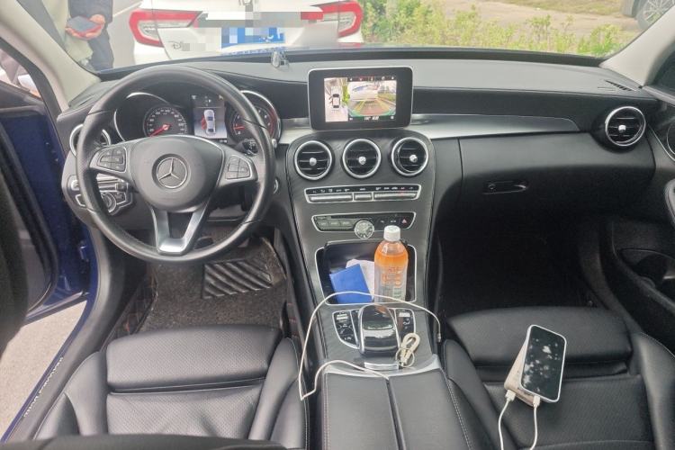 Used Mercedes-Benz C-Class 2018 C 200 L Sport Edition Center Console