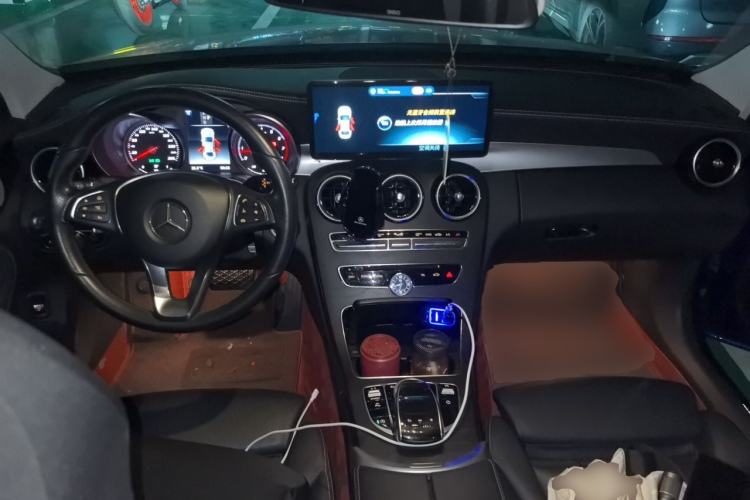 Used Mercedes-Benz C-Class 2018 C 200 L Sport Edition Achievement Special Edition Center Console
