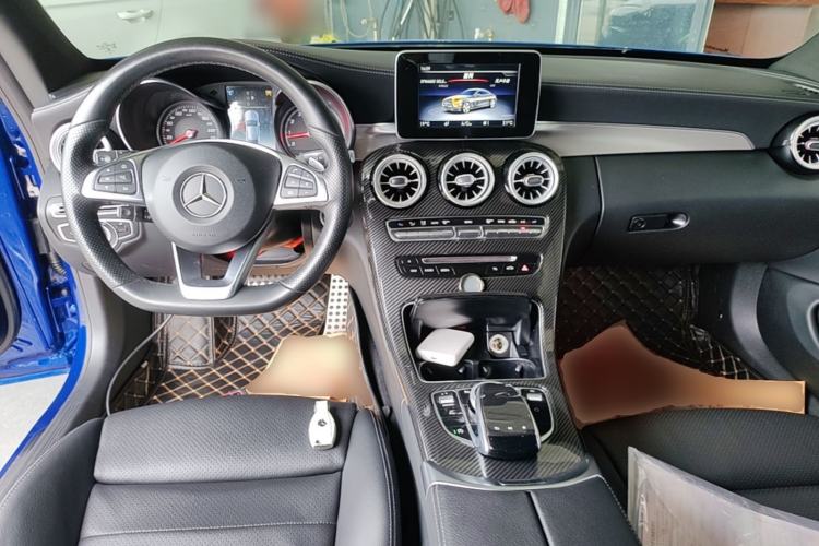 Used Mercedes-Benz C-Class 2018 C 200 4MATIC Coupe Center Console