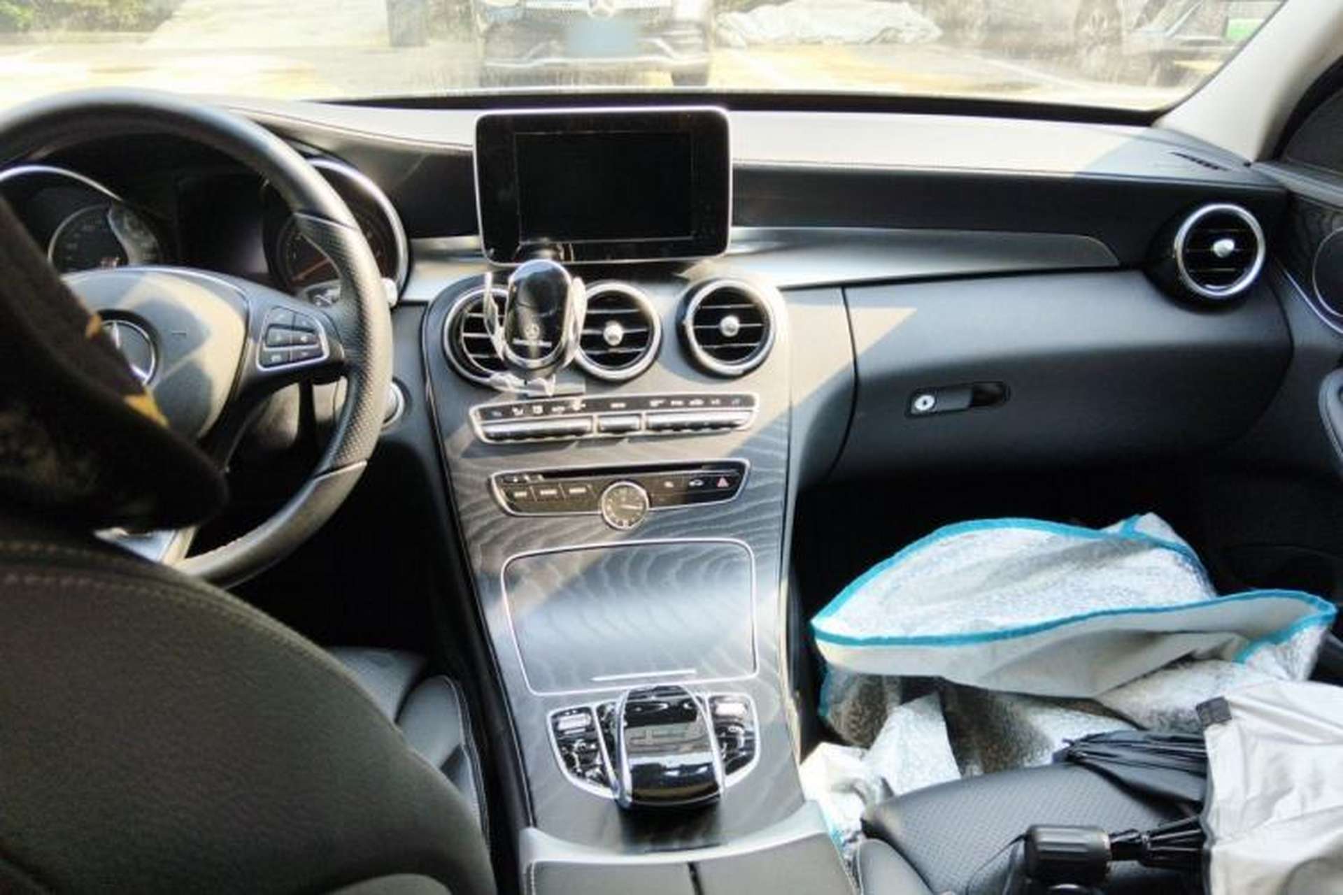 Used Mercedes-Benz C-Class 2018 C 200 L Sport Edition Center Console