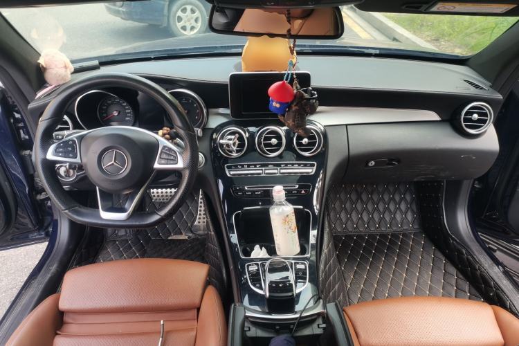 Used Mercedes-Benz C-Class 2018 C 200 Coupe Center Console