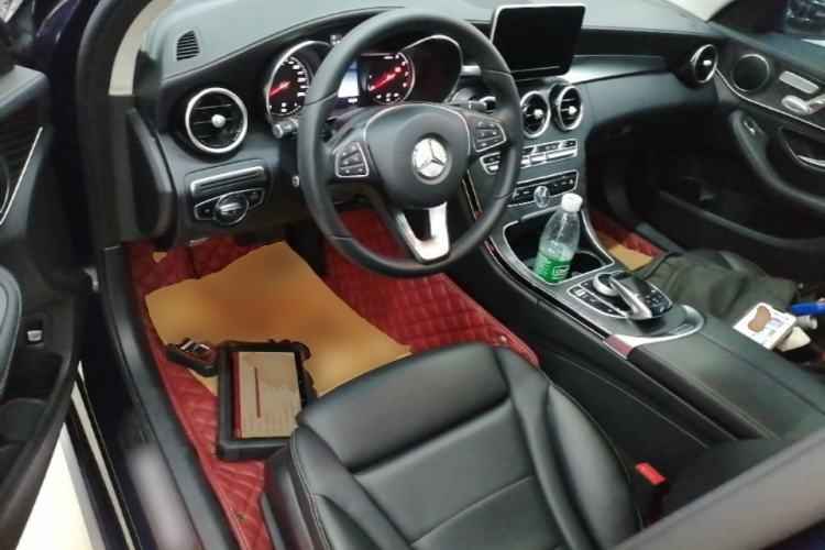 Used Mercedes-Benz C-Class 2018 C 200 L Sport Edition Center Console