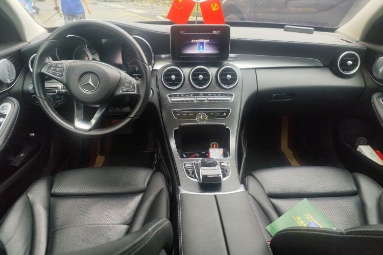 Used Mercedes-Benz C-Class 2018 C 200 L Sport Edition Achievement Special Edition Center Console