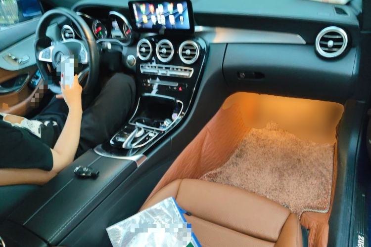 Used Mercedes-Benz C-Class 2018 C 200 Coupe Center Console