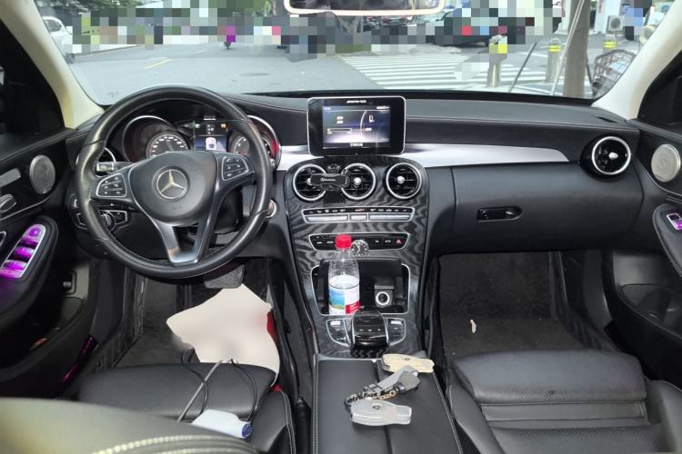 Used Mercedes-Benz C-Class 2018 C 200 L Sport Edition Center Console