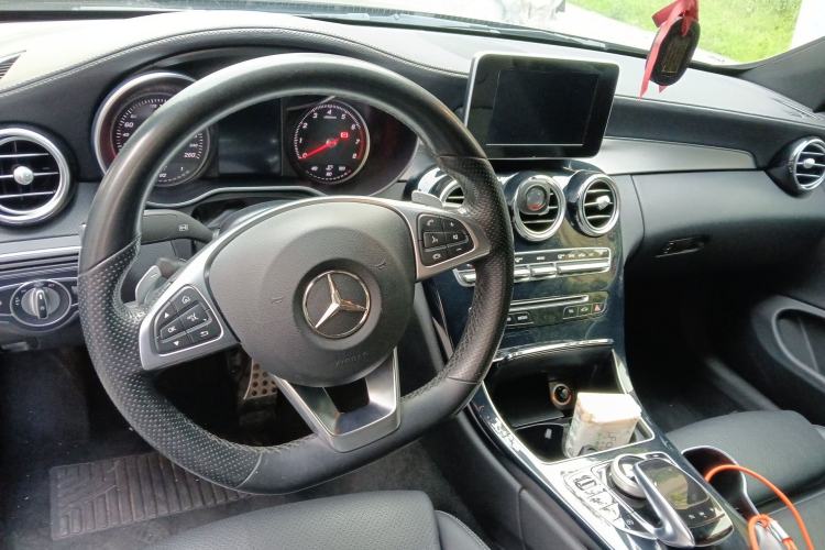 Used Mercedes-Benz C-Class 2018 C 200 Coupe Center Console