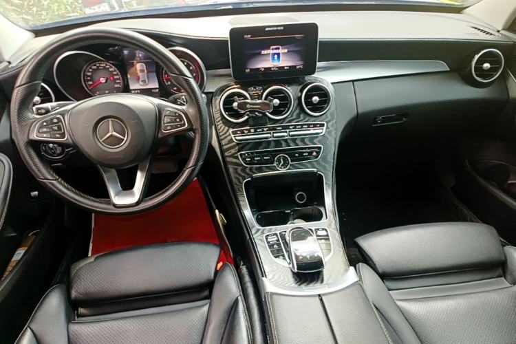 Used Mercedes-Benz C-Class 2018 C 200 L Sport Edition Center Console