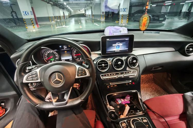 Used Mercedes-Benz C-Class 2018 C 200 Sport Edition Center Console